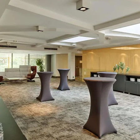 Doubletree By Hilton Vienna Schonbrunn-2